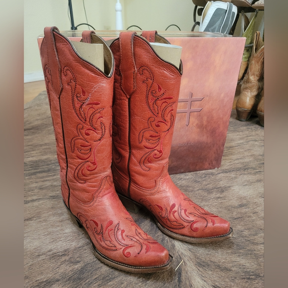 Women's Western Leather Boots - Red Size 8.5